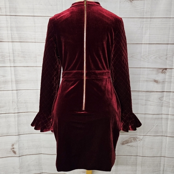 Miss Circle New York Lulia Wine Flare Sleeve Quilted Red Velvet Dress Sz Large - Picture 5 of 11